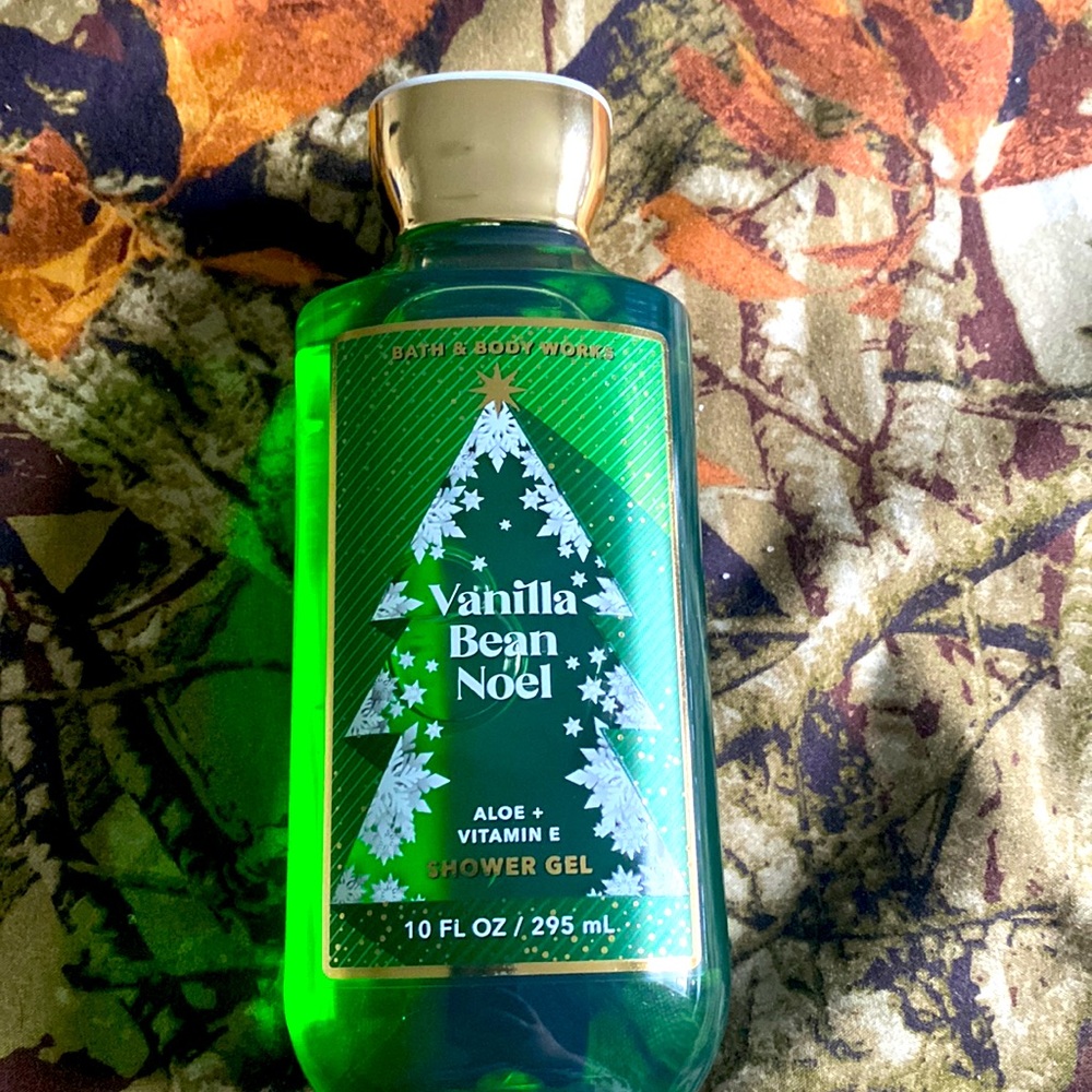 Bath and Bodyworks vanilla Bean Noel shower gel